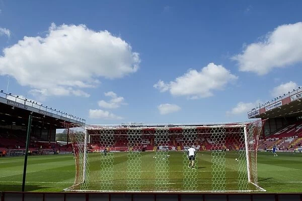 A Glance from the East End: Bristol City vs Notts County at Ashton Gate, Sky Bet League One