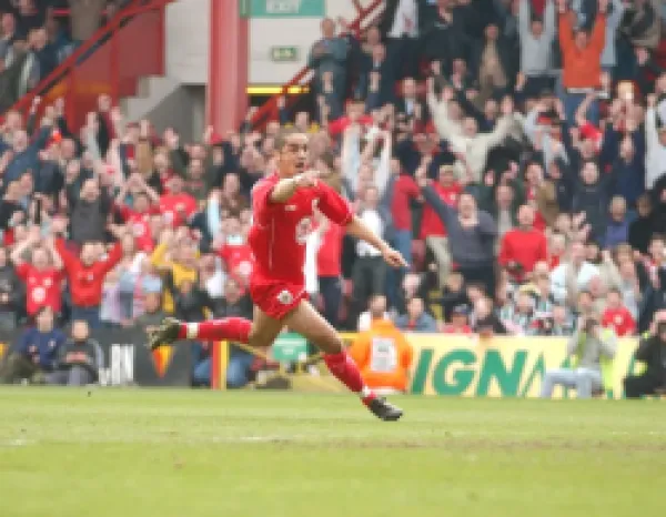 Buy Scott Murray Hat-trick