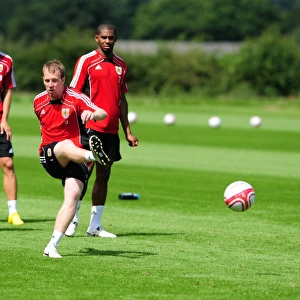 David James Joins Bristol City: First Training Session - Season 10-11 (New Signing)