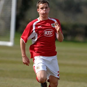 Youth Cup Jigsaw Puzzle Collection: Bristol City U 18s V Arsenal U18s Lge