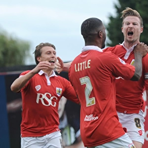 Wade Elliott's Goal Celebration: Bristol City vs MK Dons, Sky Bet League One, Ashton Gate