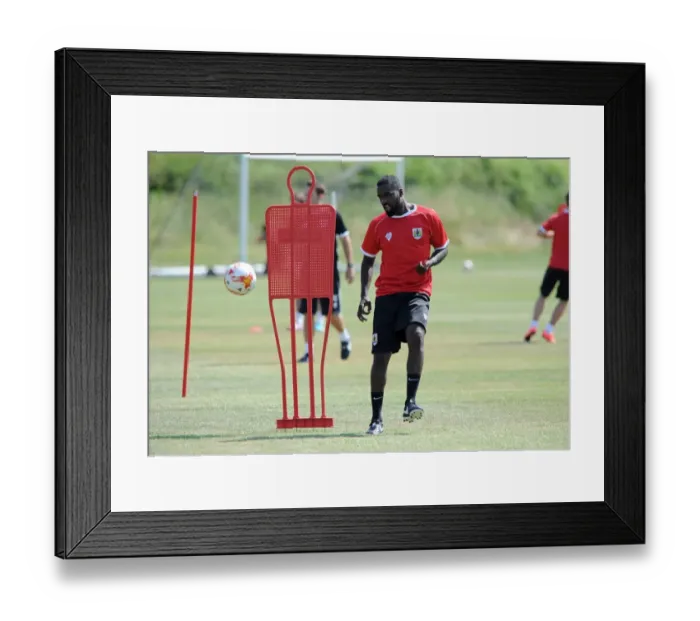Framed Print : Bristol City Football Club: Karleigh Osborne in Training (July 2, 2014) Framed Print : Bristol City Football Club: Karleigh Osborne in Training (July 2, 2014)