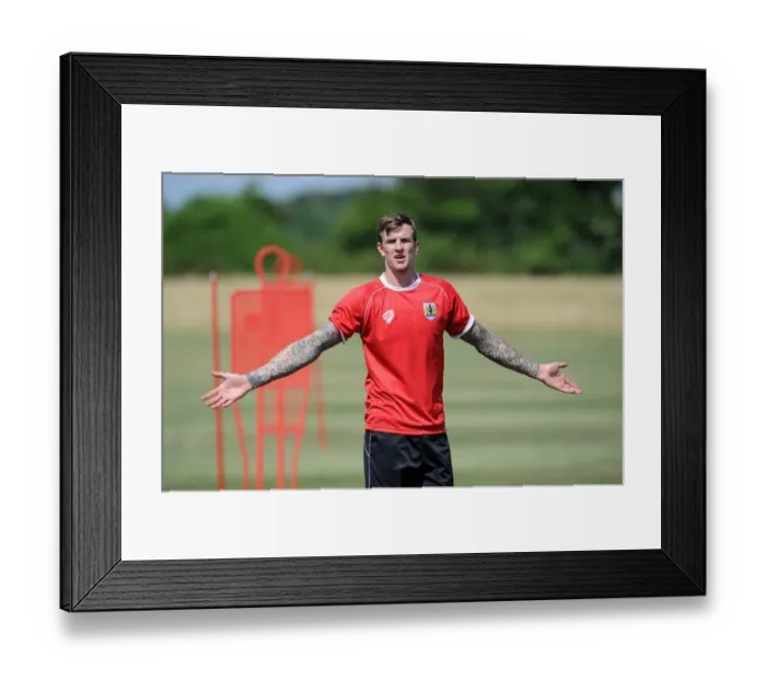 Framed Print : Bristol City's Aden Flint: Intense Training Focus (July 2, 2014) Framed Print : Bristol City's Aden Flint: Intense Training Focus (July 2, 2014)
