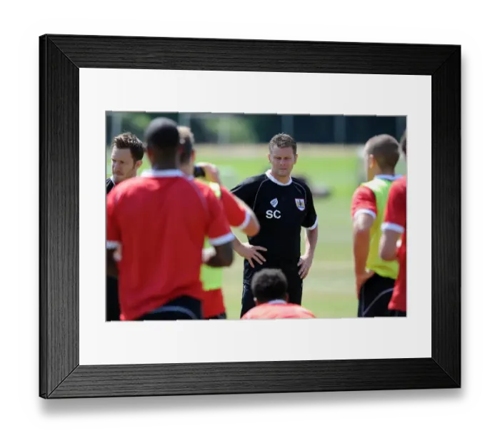 Framed Print : Bristol City Manager Steve Cotterill at Pre-Season Training (2014) Framed Print : Bristol City Manager Steve Cotterill at Pre-Season Training (2014)