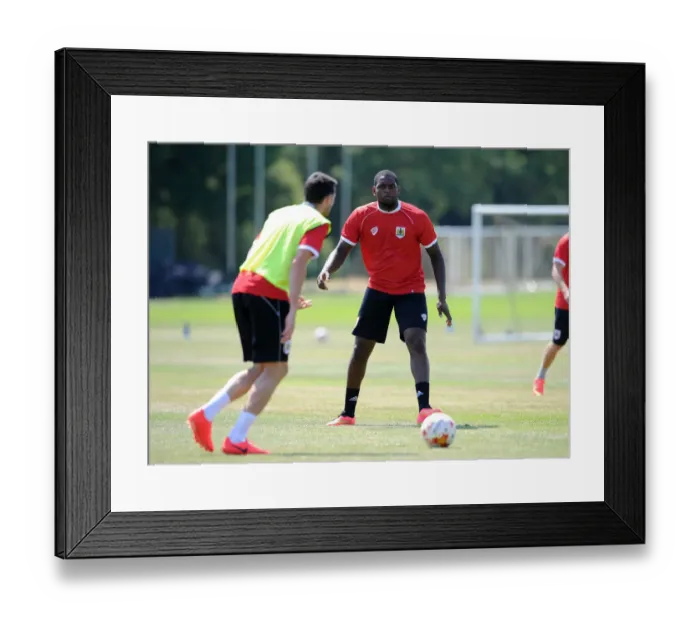 Framed Print : Bristol City's Jay Emmanuel-Thomas Training (July 2014)