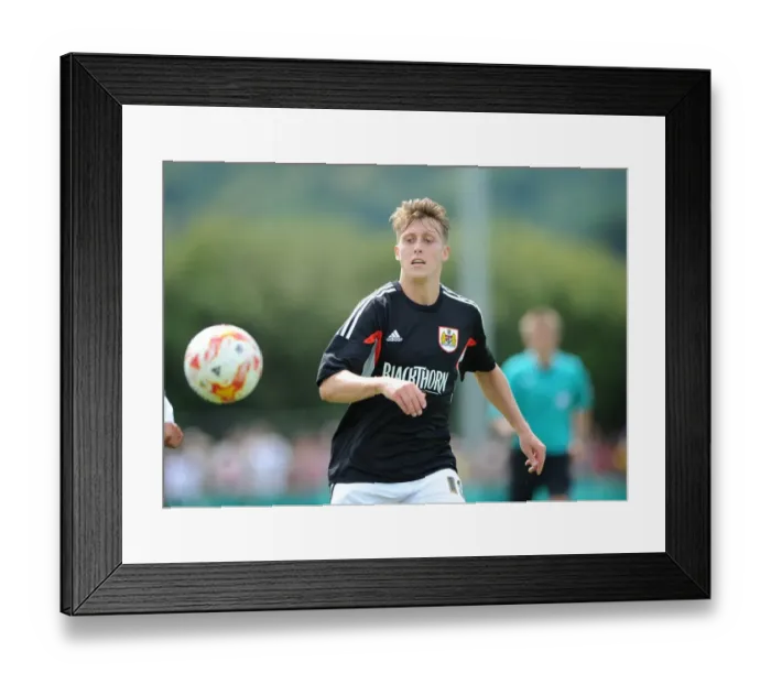 Framed Print : Bristol City's Luke Freeman Makes Debut in Pre-Season Friendly Against Portishead Town