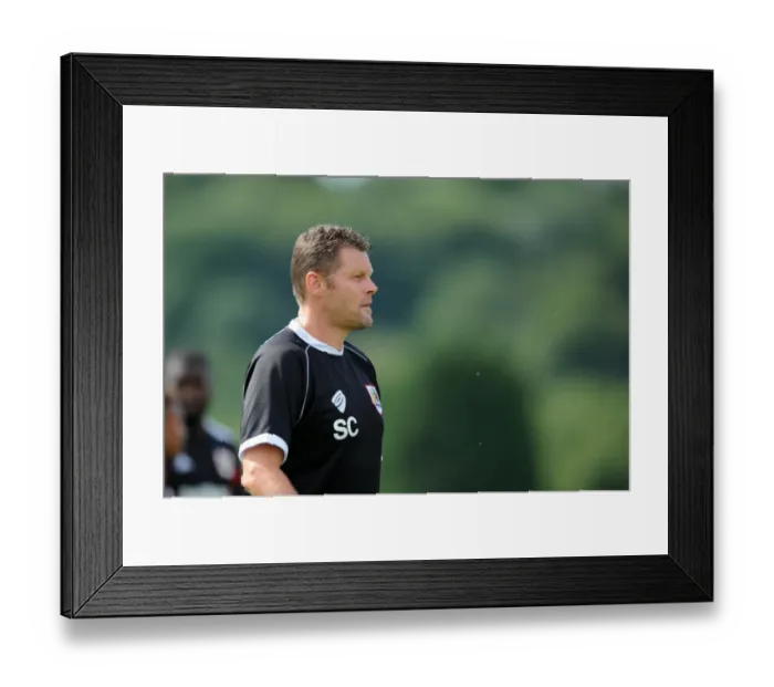 Framed Print : Steve Cotterill Leads Bristol City in Pre-Season Friendly Against Portishead Town, July 2014 Framed Print : Steve Cotterill Leads Bristol City in Pre-Season Friendly Against Portishead Town, July 2014