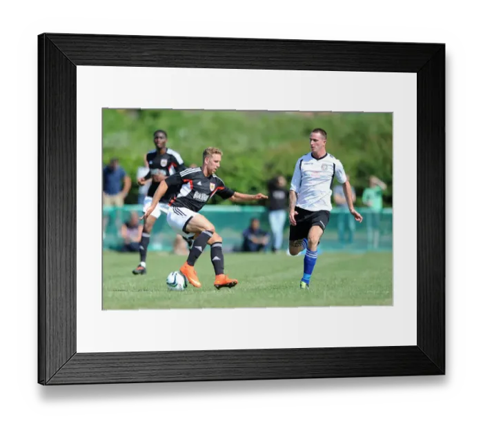 Framed Print : Scott Wagstaff in Action: Portishead Town vs. Bristol City Pre-Season Friendly Framed Print : Scott Wagstaff in Action: Portishead Town vs. Bristol City Pre-Season Friendly