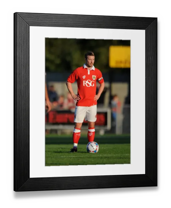 Framed Print : Wade Elliott in Action: Bristol City's Pre-Season Battle at Weston-super-Mare, 2014 Framed Print : Wade Elliott in Action: Bristol City's Pre-Season Battle at Weston-super-Mare, 2014