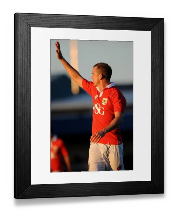 Framed Print : Aaron Wilbraham in Action: Bristol City's New Signing Shines in Pre-Season Friendly vs. Weston Super Mare (2014) Framed Print : Aaron Wilbraham in Action: Bristol City's New Signing Shines in Pre-Season Friendly vs. Weston Super Mare (2014)