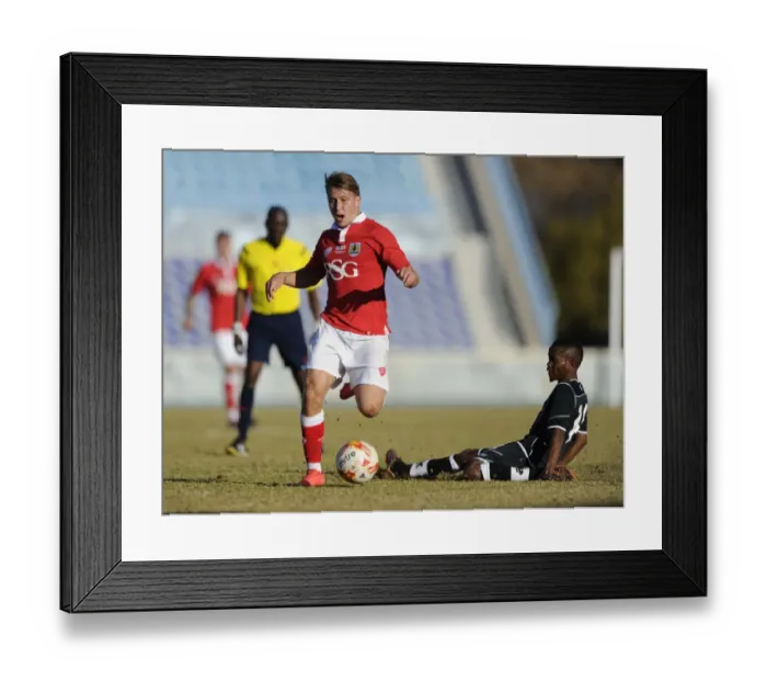Framed Print : Bristol City's Luke Freeman in Action: Extension Gunners vs. Bristol City, 2014