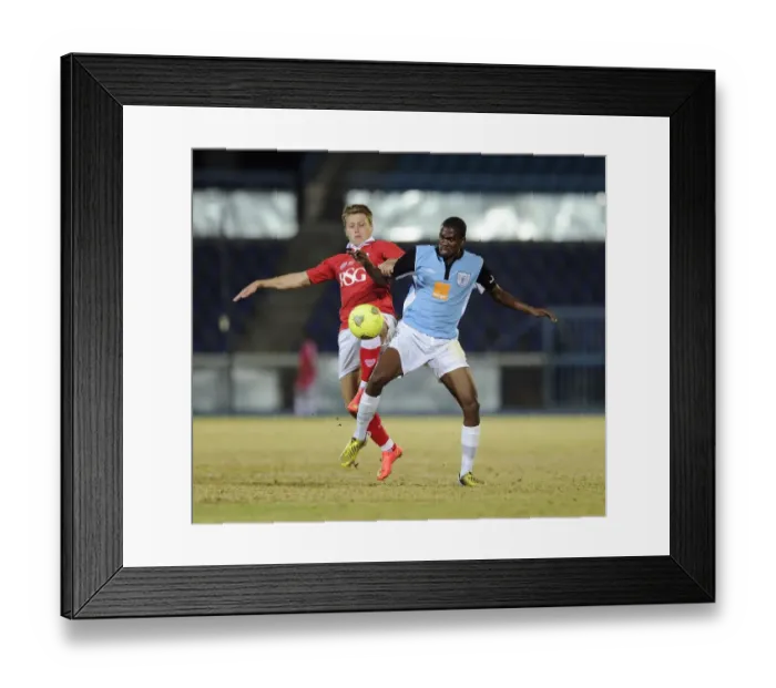 Framed Print : Bristol City FC: Luke Freeman vs. Mosha Gaolaolwe - A Pre-Season Training Clash