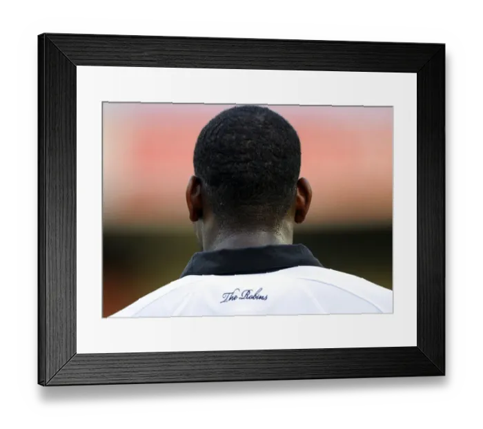 Framed Print : Bristol City's Jay Emmanuel-Thomas Shines in Pre-Season Friendly Against Cheltenham Town, 2014