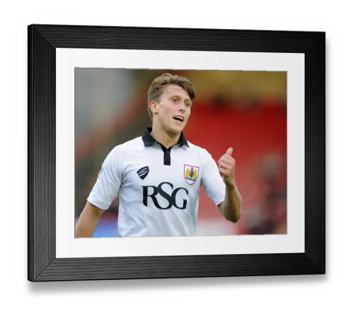 Framed Print : Bristol City's Luke Freeman in Action during Pre-Season Friendly against Cheltenham Town (Joe Meredith / JMP, 2014)