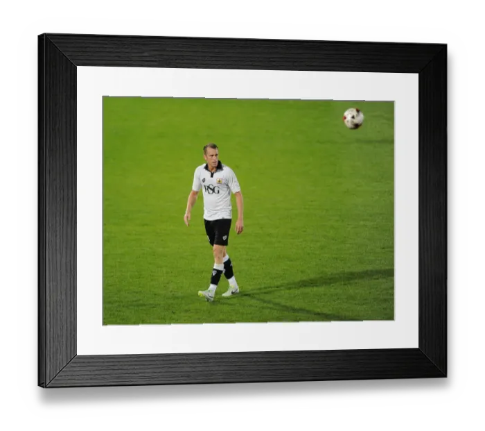 Framed Print : Bristol City's Aaron Wilbraham in Action against Cheltenham Town, 2014 Framed Print : Bristol City's Aaron Wilbraham in Action against Cheltenham Town, 2014
