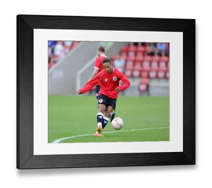 Framed Print : Bobby Reid in Action: Cheltenham Town vs. Bristol City, 2014 - Football Pre-Season Friendly Framed Print : Bobby Reid in Action: Cheltenham Town vs. Bristol City, 2014 - Football Pre-Season Friendly