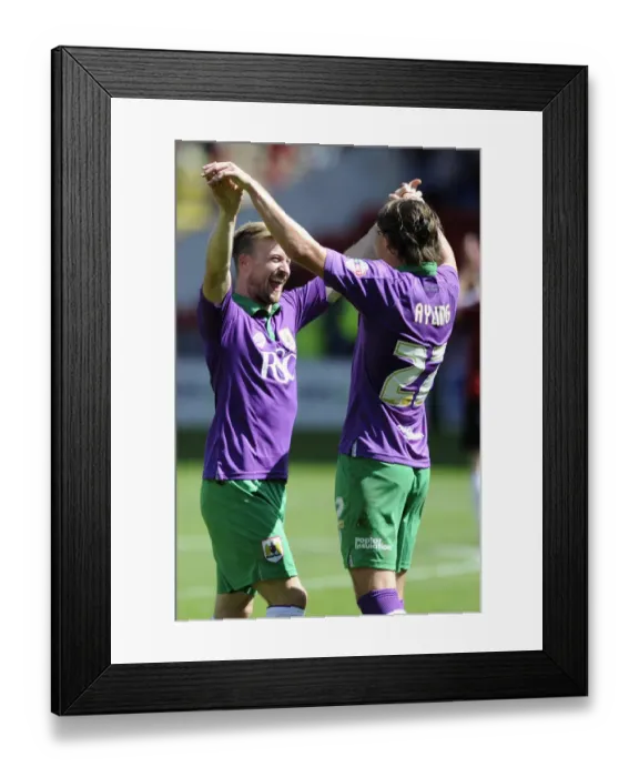 Framed Print : Thrilling Celebration: Wade Elliott and Luke Ayling's Goal Connection for Bristol City vs. Sheffield United (August 9, 2014) Framed Print : Thrilling Celebration: Wade Elliott and Luke Ayling's Goal Connection for Bristol City vs. Sheffield United (August 9, 2014)