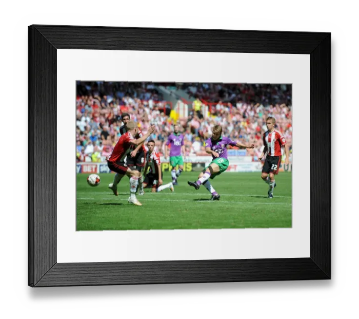 Framed Print : Bristol City's Luke Freeman Aims for Glory: Sheffield United vs. Bristol City, Sky Bet League One Opening Game (09-08-2014) Framed Print : Bristol City's Luke Freeman Aims for Glory: Sheffield United vs. Bristol City, Sky Bet League One Opening Game (09-08-2014)