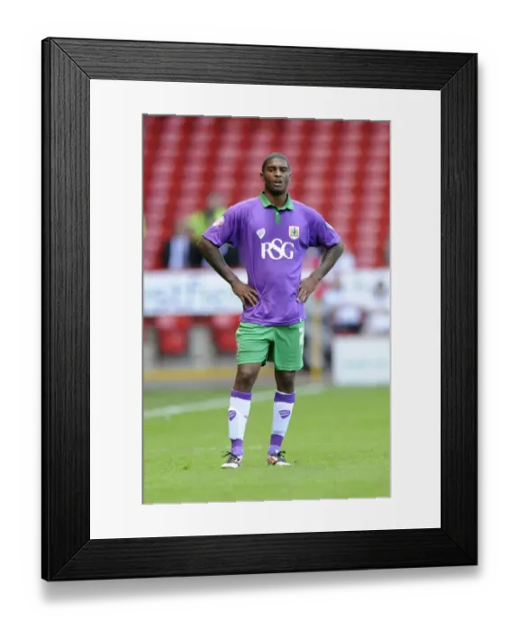 Framed Print : Bristol City's Mark Little in Action at Sheffield United's Bramal Lane - Sky Bet League One Opening Game (09 / 08 / 2014) Framed Print : Bristol City's Mark Little in Action at Sheffield United's Bramal Lane - Sky Bet League One Opening Game (09 / 08 / 2014)