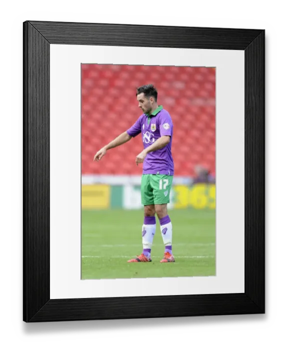 Framed Print : Bristol City's Greg Cunningham in Action: Sky Bet League One Opener at Sheffield United's Bramal Lane Framed Print : Bristol City's Greg Cunningham in Action: Sky Bet League One Opener at Sheffield United's Bramal Lane