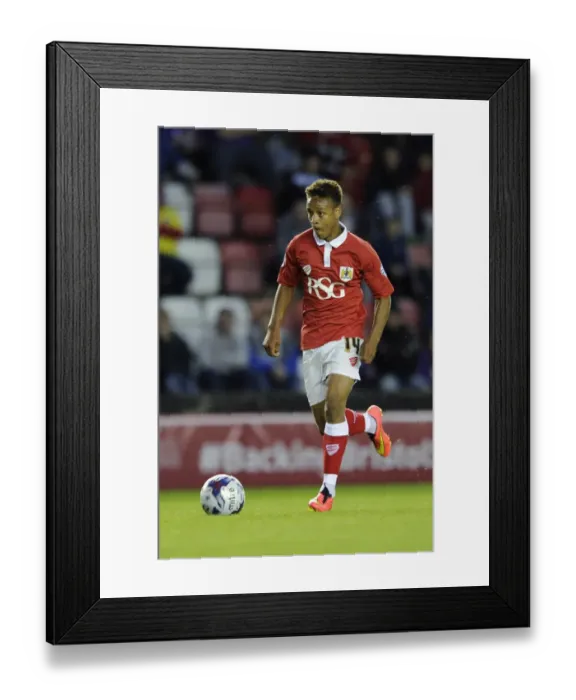Framed Print : Bobby Reid in Action: Bristol City vs Oxford United, Capital One Cup First Round