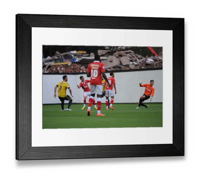 Framed Print : Bristol City's Joe Bryan Scores the Winning Goal Against Oxford United at Ashton Gate, Capital One Cup First Round Framed Print : Bristol City's Joe Bryan Scores the Winning Goal Against Oxford United at Ashton Gate, Capital One Cup First Round