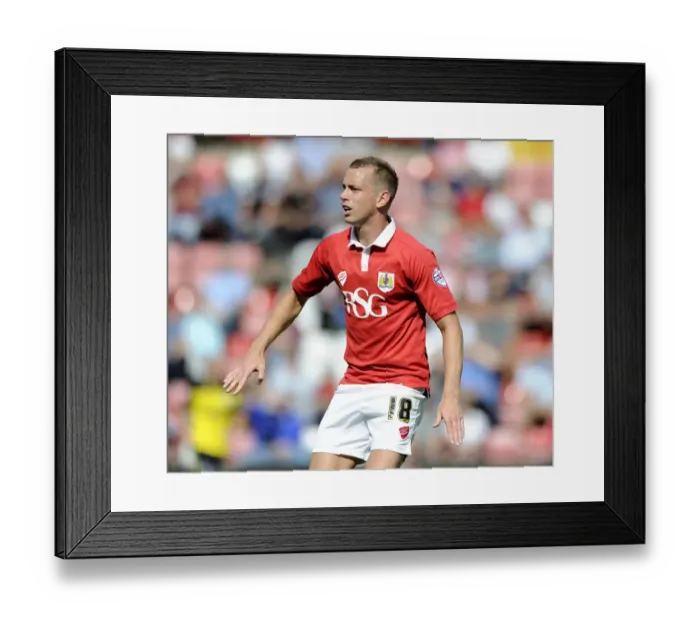 Framed Print : Aaron Wilbraham of Bristol City in Action Against Colchester United, Sky Bet League One, 2014 Framed Print : Aaron Wilbraham of Bristol City in Action Against Colchester United, Sky Bet League One, 2014