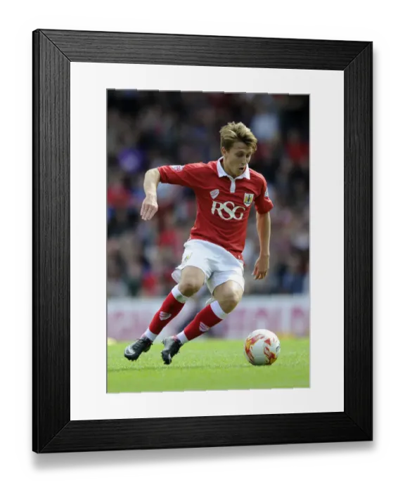 Framed Print : Bristol City's Luke Freeman in Action Against Colchester United, Sky Bet League One, 2014 Framed Print : Bristol City's Luke Freeman in Action Against Colchester United, Sky Bet League One, 2014