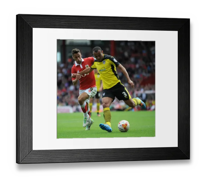 Framed Print : Bristol City's Sam Baldock Chases Down Colchester United's Ben Gordon during Sky Bet League One Match Framed Print : Bristol City's Sam Baldock Chases Down Colchester United's Ben Gordon during Sky Bet League One Match