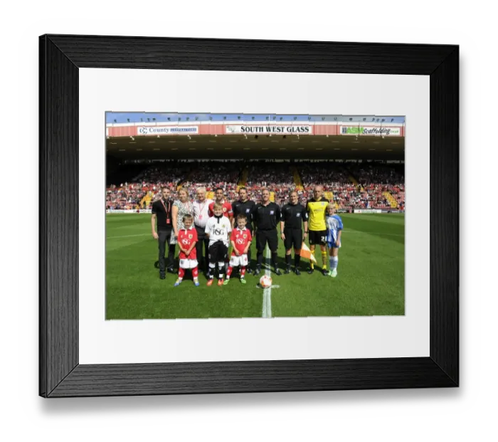 Framed Print : Football Rivalry: Bristol City vs Colchester United at Ashton Gate (August 2014) - A Clash of Bristolian Pride in Sky Bet League One Framed Print : Football Rivalry: Bristol City vs Colchester United at Ashton Gate (August 2014) - A Clash of Bristolian Pride in Sky Bet League One