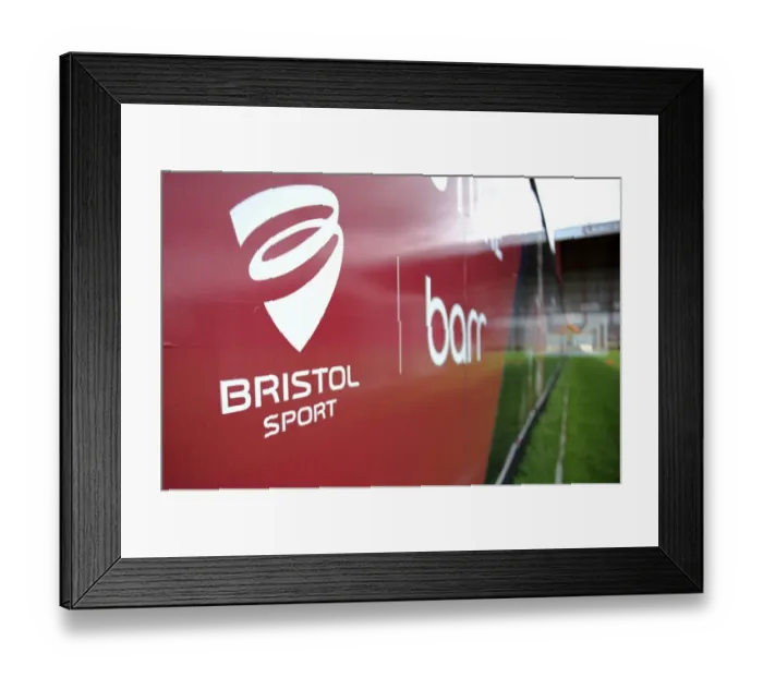 Framed Print : Thrilling League One Clash: Bristol City vs Colchester United at Ashton Gate Framed Print : Thrilling League One Clash: Bristol City vs Colchester United at Ashton Gate