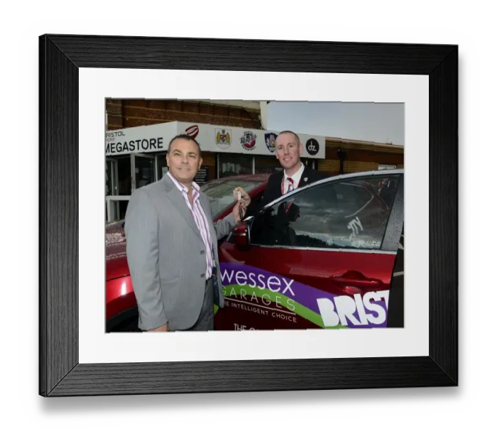 Framed Print : Bristol City FC and Wessex Garages Announce New Sponsorship Deal Framed Print : Bristol City FC and Wessex Garages Announce New Sponsorship Deal