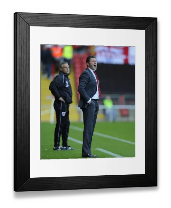 Framed Print : Steve Cotterill Leads Bristol City in Sky Bet League One Clash Against Leyton Orient (2014) Framed Print : Steve Cotterill Leads Bristol City in Sky Bet League One Clash Against Leyton Orient (2014)