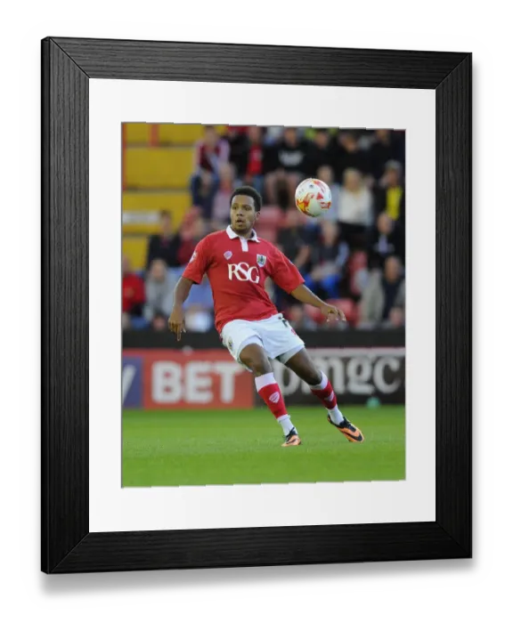 Framed Print : Bristol City's Korey Smith in Action Against Leyton Orient (19-08-2014) Framed Print : Bristol City's Korey Smith in Action Against Leyton Orient (19-08-2014)