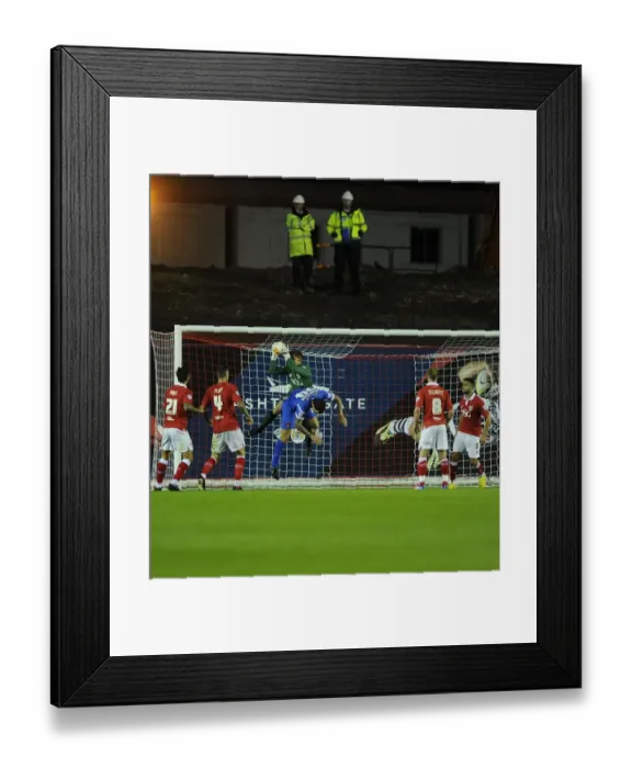 Framed Print : Bristol City vs Leyton Orient: United at Ashton Gate - Football Fans and Construction Workers Share the Experience Framed Print : Bristol City vs Leyton Orient: United at Ashton Gate - Football Fans and Construction Workers Share the Experience