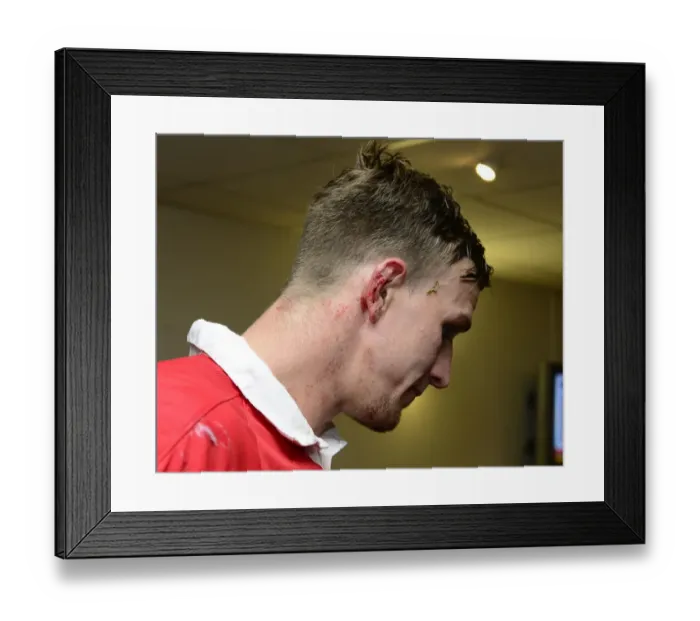 Framed Print : Aden Flint of Bristol City in Action Against Leyton Orient, Sky Bet League One, 2014 Framed Print : Aden Flint of Bristol City in Action Against Leyton Orient, Sky Bet League One, 2014