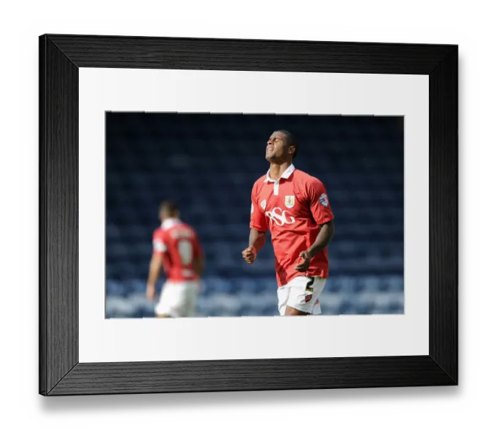 Framed Print : Mark Little's Disappointment: Wide Miss for Bristol City against Rochdale (August 23, 2014) Framed Print : Mark Little's Disappointment: Wide Miss for Bristol City against Rochdale (August 23, 2014)