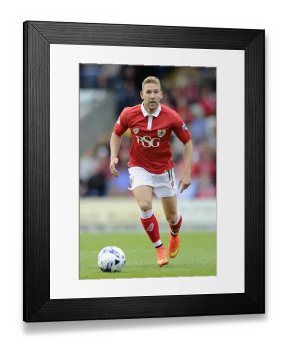 Framed Print : Scott Wagstaff in Action: Bristol City vs Rochdale, Sky Bet League One, August 2014 Framed Print : Scott Wagstaff in Action: Bristol City vs Rochdale, Sky Bet League One, August 2014