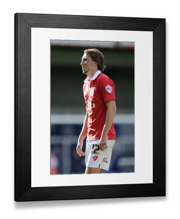 Framed Print : Bristol City's Luke Ayling in Action Against Rochdale AFC, Sky Bet League One, 2014