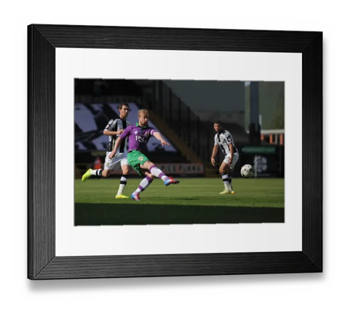 Framed Print : Wade Elliott's Shot: Notts County vs. Bristol City, Sky Bet League One (September 2014)