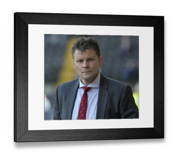 Framed Print : Steve Cotterill and Bristol City Face Notts County in Sky Bet League One Clash, August 2014 Framed Print : Steve Cotterill and Bristol City Face Notts County in Sky Bet League One Clash, August 2014