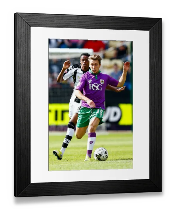 Framed Print : Luke Freeman vs Reece Brown Clash: Notts County vs Bristol City Football Rivalry, Sky Bet League 1 (31 / 04 / 2014) Framed Print : Luke Freeman vs Reece Brown Clash: Notts County vs Bristol City Football Rivalry, Sky Bet League 1 (31 / 04 / 2014)
