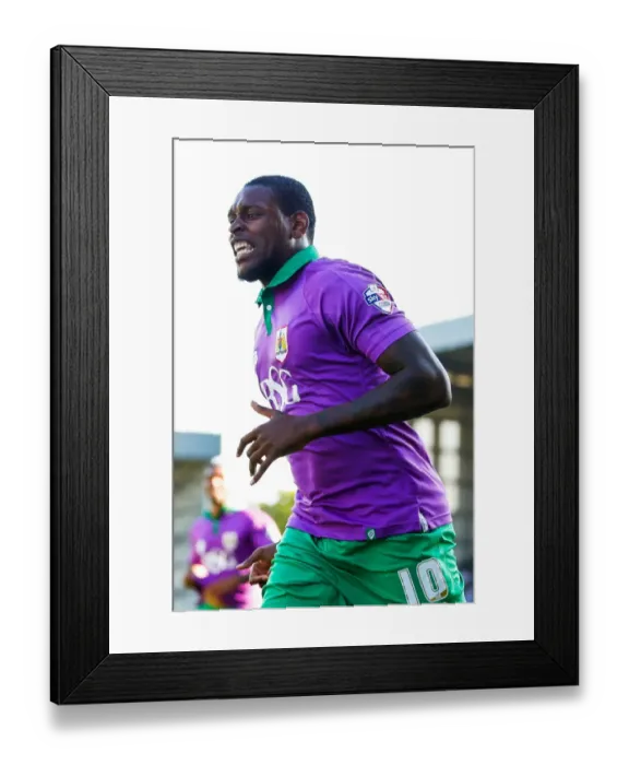 Framed Print : Jay Emmanuel-Thomas Dramatic Last-Minute Penalty: Notts County 1-2 Bristol City Framed Print : Jay Emmanuel-Thomas Dramatic Last-Minute Penalty: Notts County 1-2 Bristol City