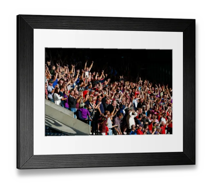 Framed Print : Bristol City's Late Penalty Victory: Jay Emmanuel-Thomas Scores Dramatically at Notts County (31-08-2014) Framed Print : Bristol City's Late Penalty Victory: Jay Emmanuel-Thomas Scores Dramatically at Notts County (31-08-2014)