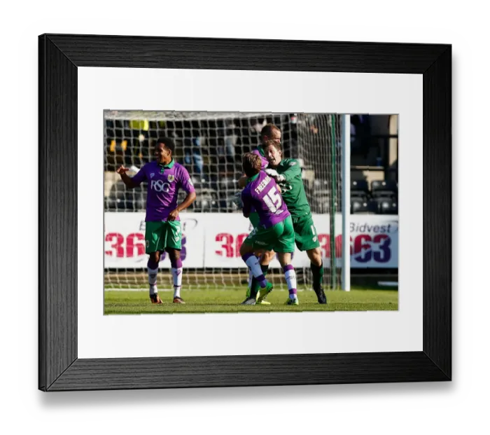 Framed Print : Bristol City Celebrate 1-2 Win Over Notts County: Luke Freeman and Frank Fielding Rejoice at Final Whistle
