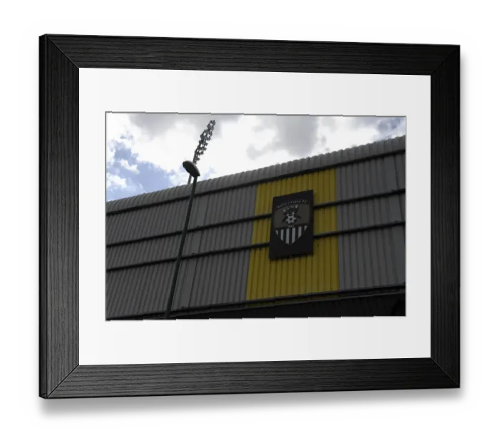 Framed Print : Bristol City vs. Notts County: Sky Bet League One Clash at Meadow Lane (August 2014) Framed Print : Bristol City vs. Notts County: Sky Bet League One Clash at Meadow Lane (August 2014)