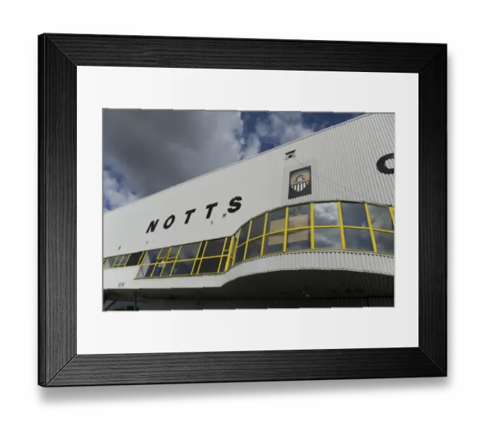 Framed Print : Bristol City at Notts County's Meadow Lane: Sky Bet League One Clash (August 2014) Framed Print : Bristol City at Notts County's Meadow Lane: Sky Bet League One Clash (August 2014)
