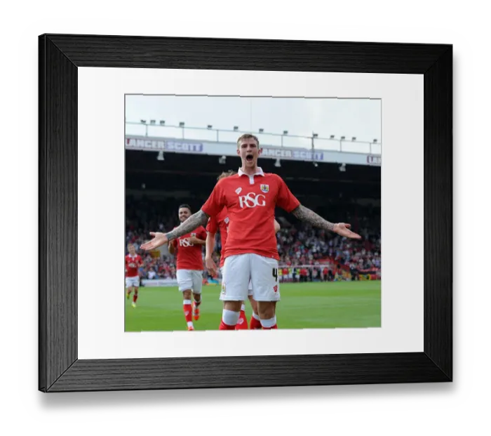 Framed Print : Aden Flint's Thrilling Goal: Bristol City vs Scunthorpe United, September 6, 2014 Framed Print : Aden Flint's Thrilling Goal: Bristol City vs Scunthorpe United, September 6, 2014