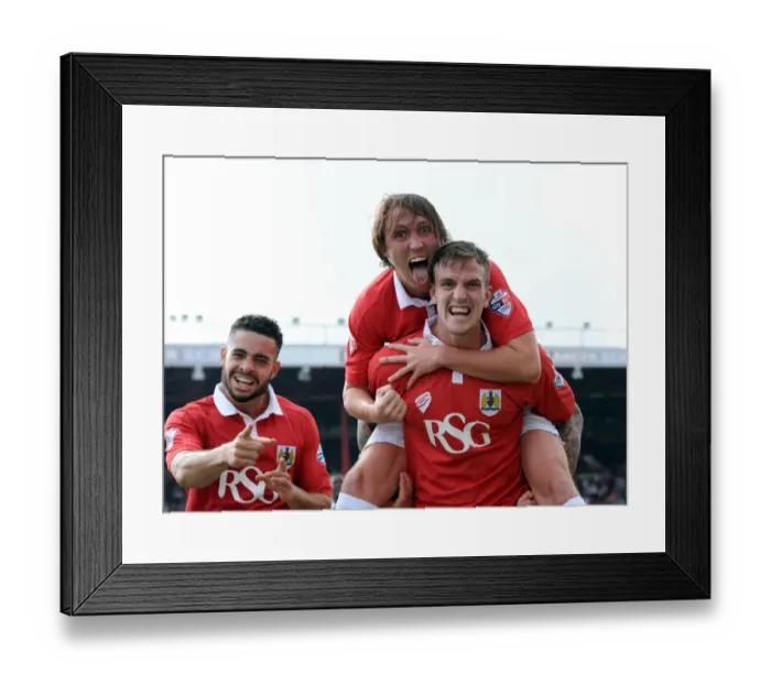 Framed Print : Triumphant Threesome: Flint, Ayling, and Williams Celebrate Goal in Bristol City's Victory over Scunthorpe United (September 6, 2014) Framed Print : Triumphant Threesome: Flint, Ayling, and Williams Celebrate Goal in Bristol City's Victory over Scunthorpe United (September 6, 2014)