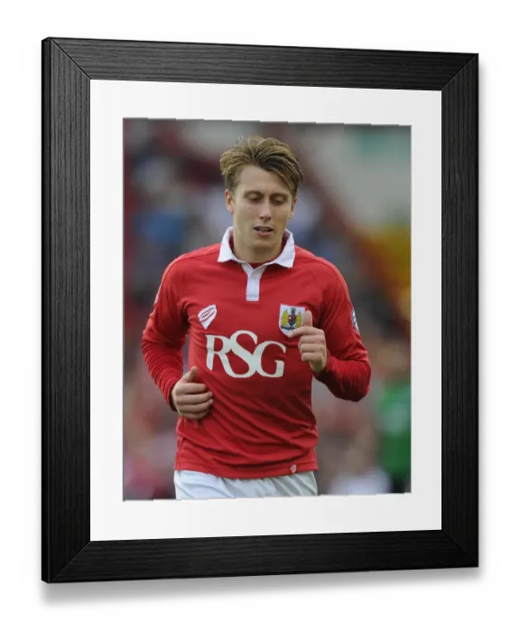 Framed Print : Luke Freeman in Action: Bristol City vs Scunthorpe United, Sky Bet League One, Ashton Gate Framed Print : Luke Freeman in Action: Bristol City vs Scunthorpe United, Sky Bet League One, Ashton Gate